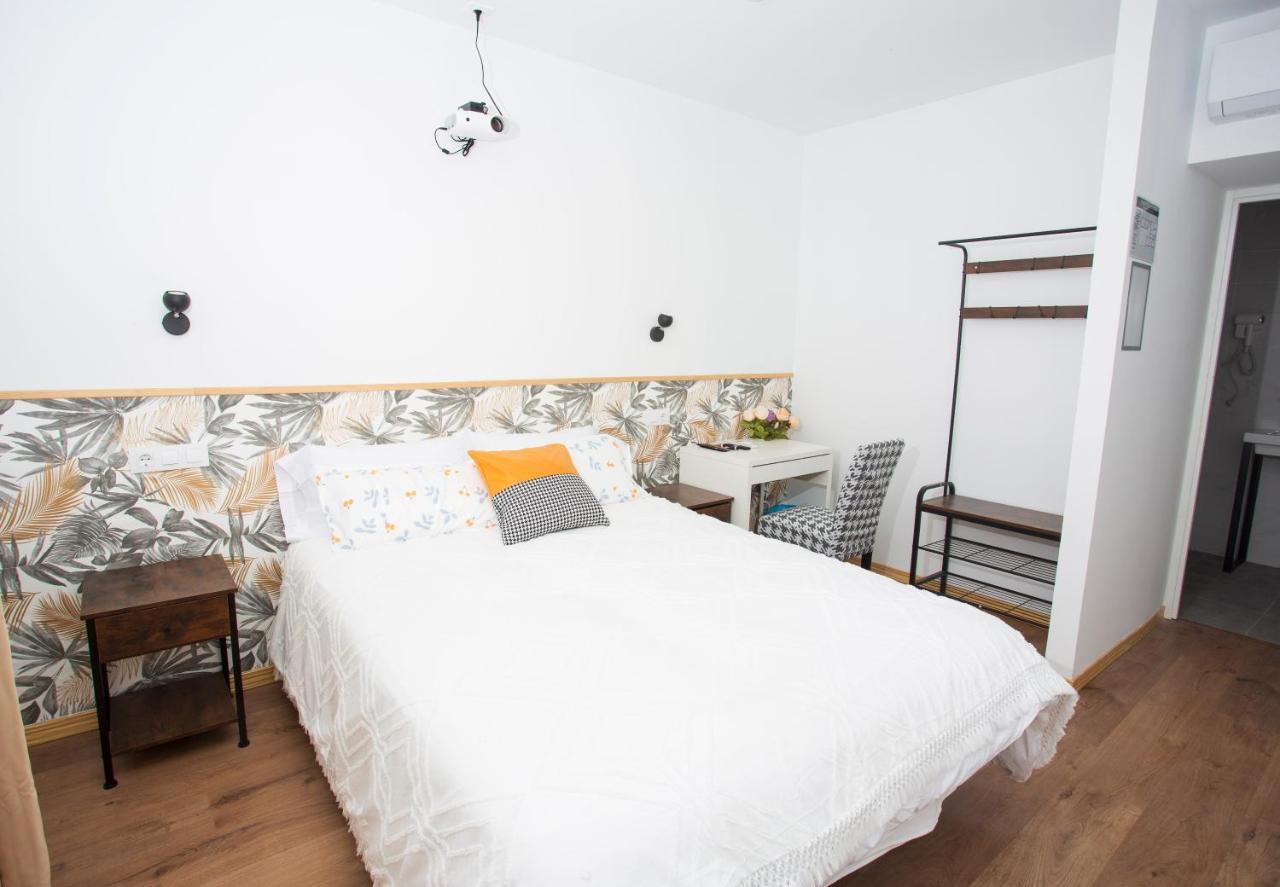 Sg Rooms Consuegra Zewnętrze zdjęcie
